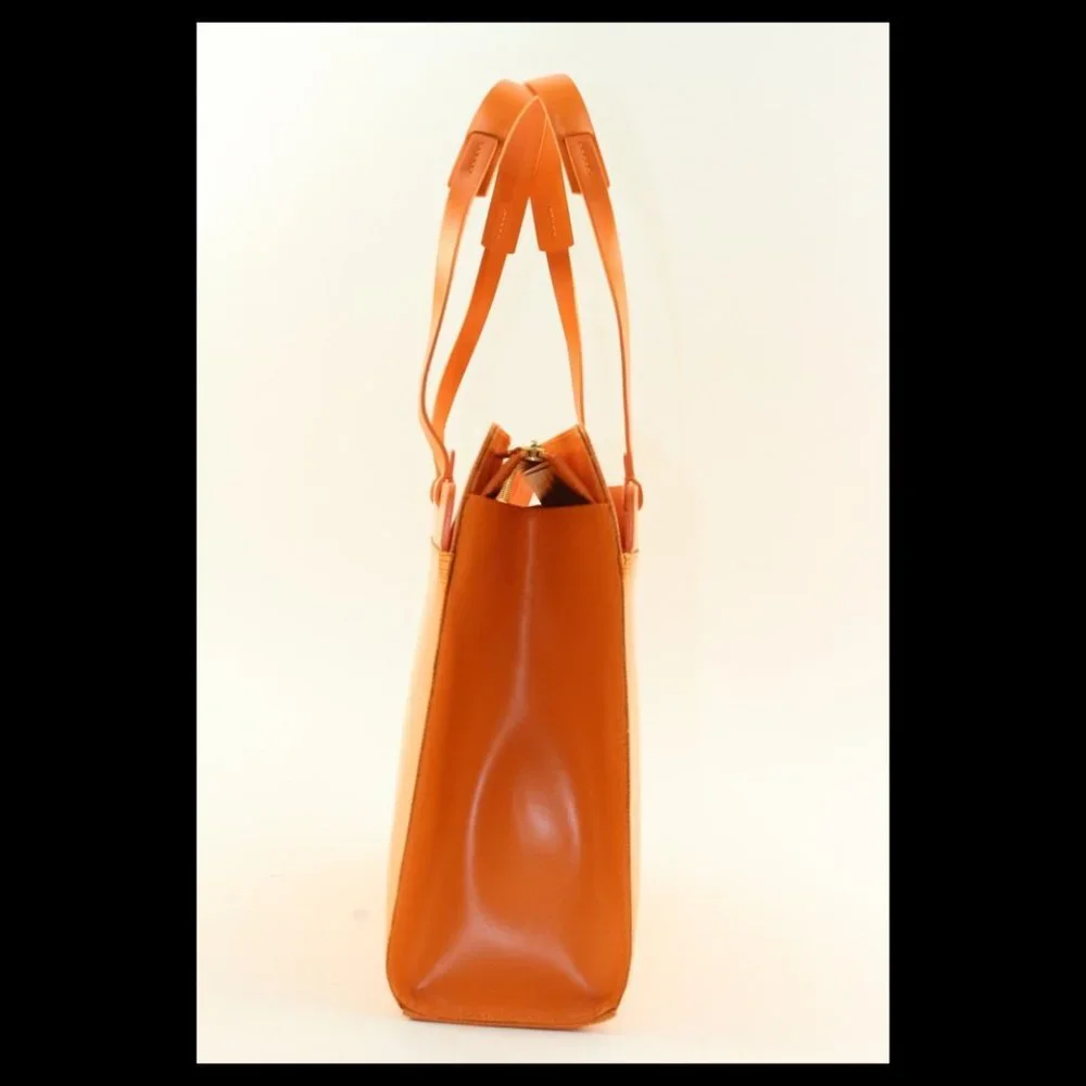 LOUIS VUITTON Orange Epi Leather Croisette Zip Shoulder Bag 1LV1220K
